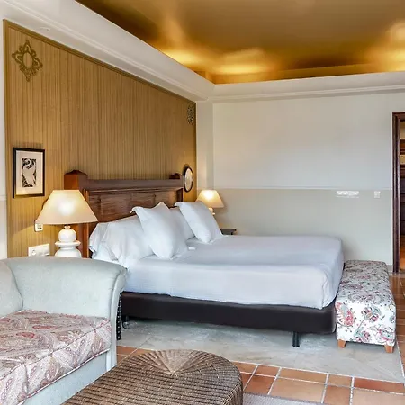 فندق فنتشي سيليثيون لا بلانتاثيون ديل سور 5*